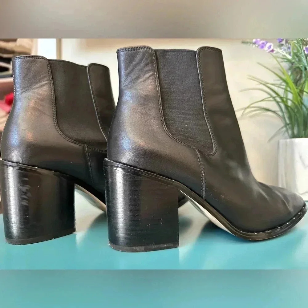 Renvy Debby Black Leather Stud Detail Block Heel Chelsea Boot - Picture 7 of 10